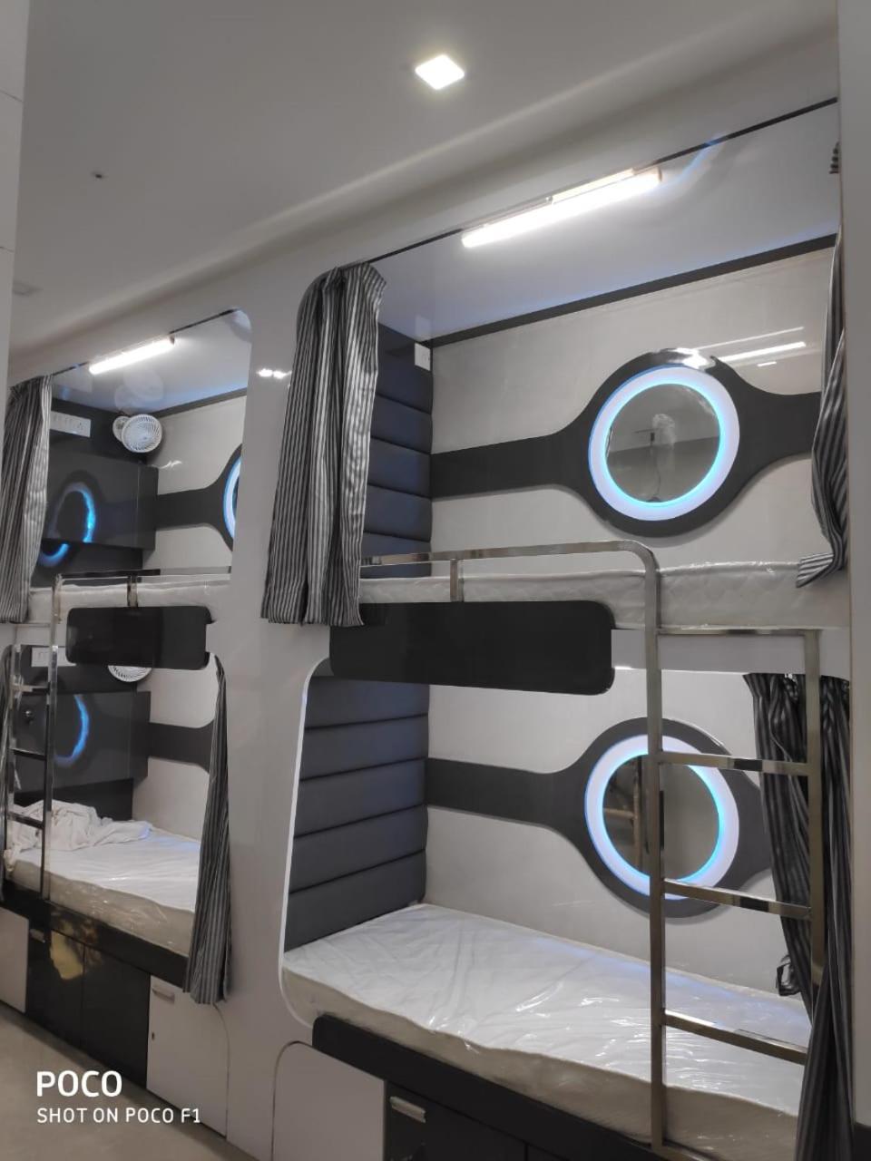 Ocean Dormitory 뭄바이 외부 사진
