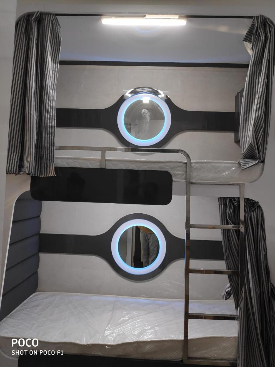 Ocean Dormitory 뭄바이 외부 사진