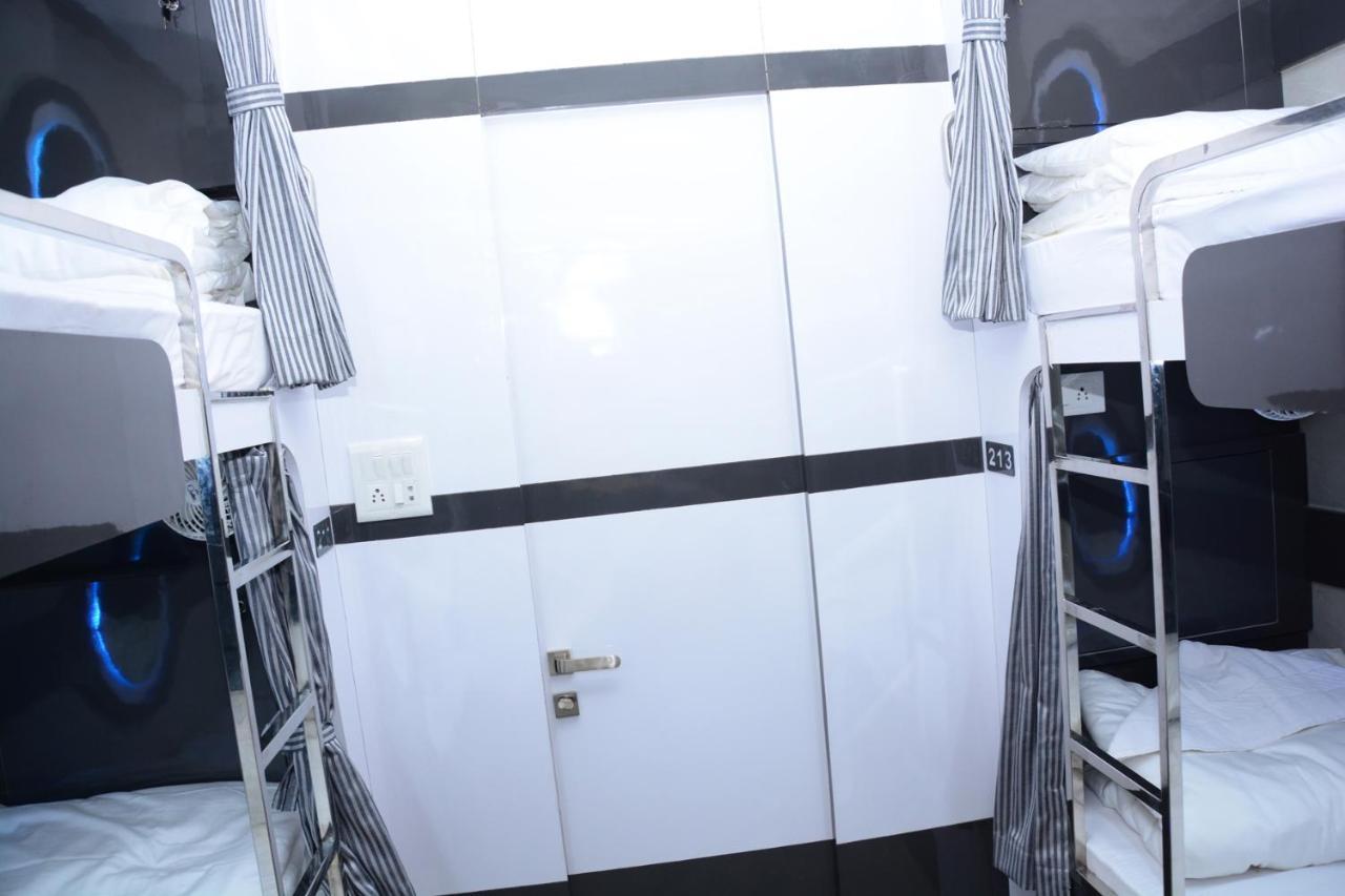Ocean Dormitory 뭄바이 외부 사진
