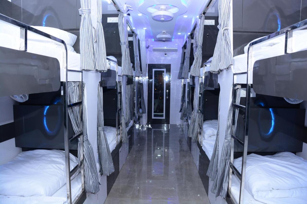 Ocean Dormitory 뭄바이 외부 사진