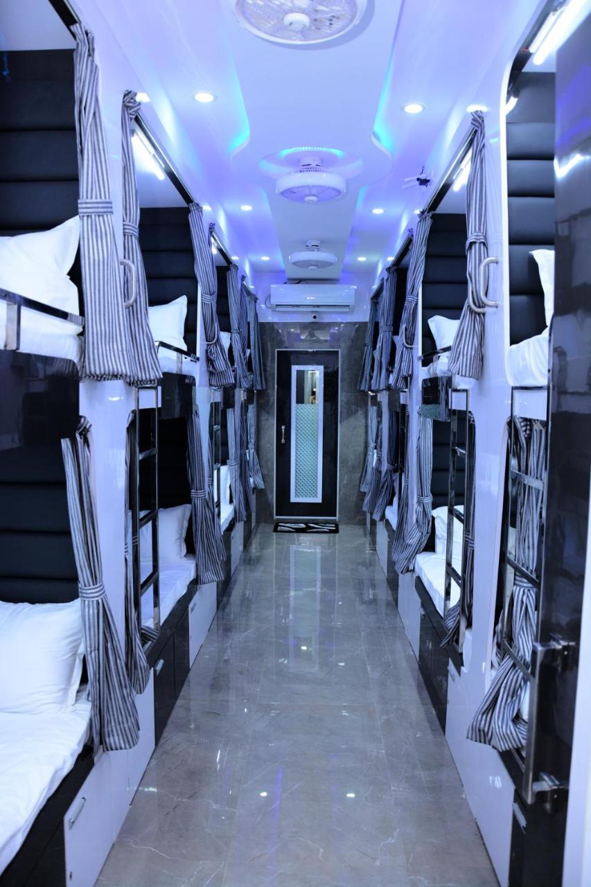Ocean Dormitory 뭄바이 외부 사진