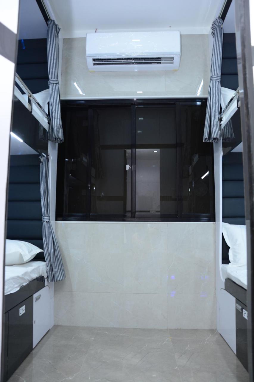Ocean Dormitory 뭄바이 외부 사진